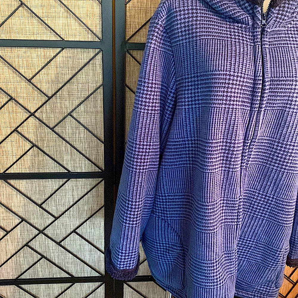 Gently Used Basic Editions 3x Soft Lined Jacket - image 3